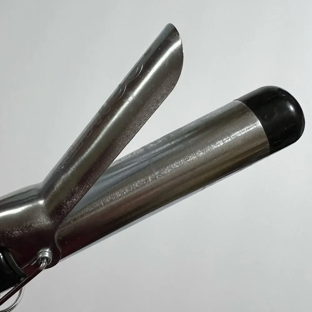 Conair Instant Heat Curling Iron Hair Curler 1.25 Inch Barrel CD82W